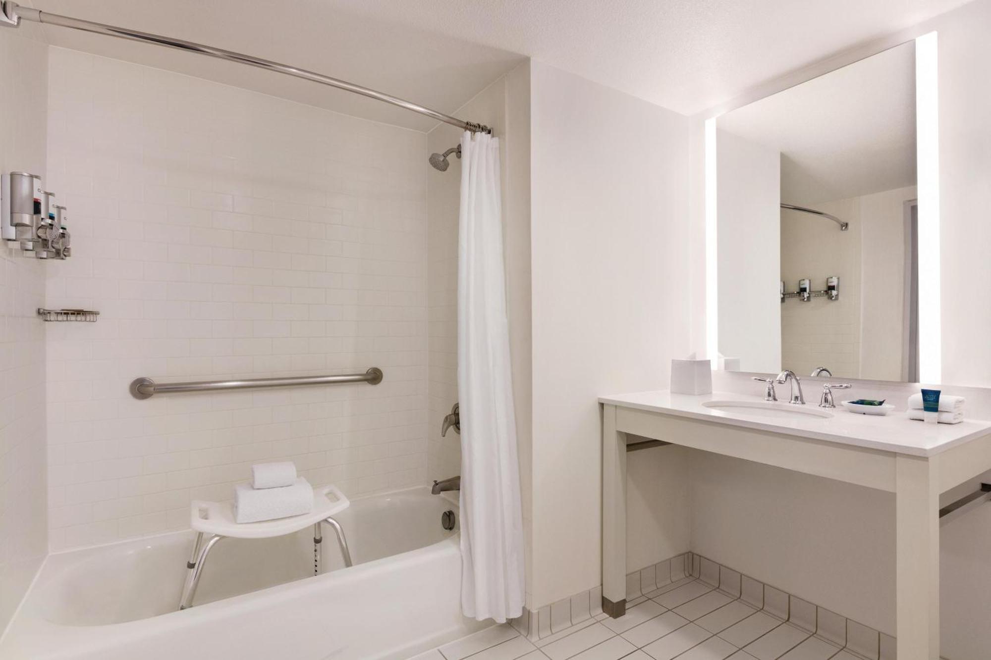 Hotel Four Points By Sheraton Sacramento Airport Extérieur photo